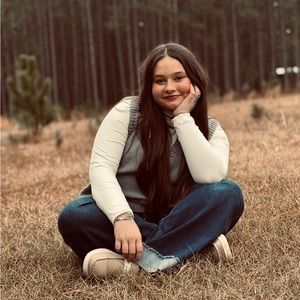 Meet your Posher, Lilly